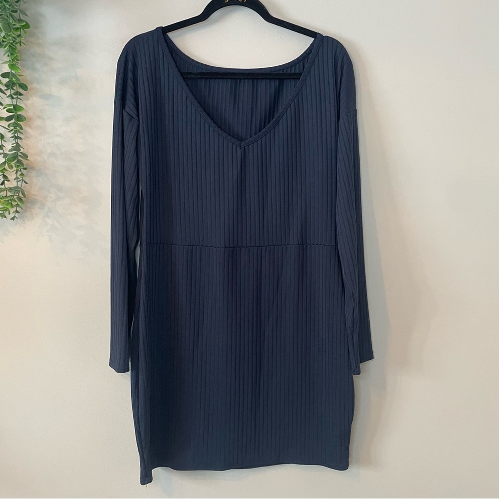 Elegant Navy Blue Long Sleeve Dress